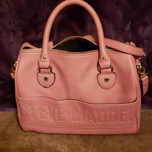 Steve Madden purse. Hold